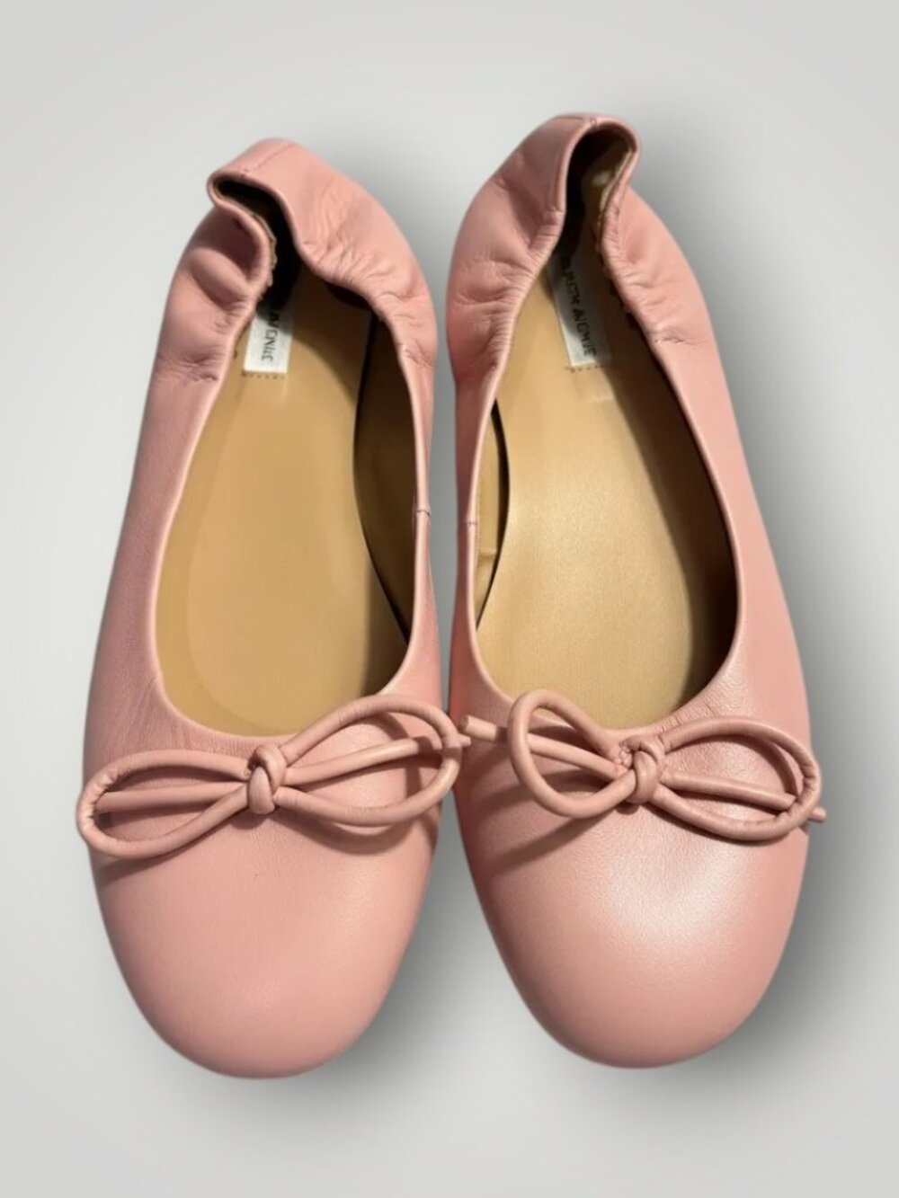 VIRAL Pink Ballet Flats with Bow SAKS FIFTH AVENUE Womans SIZE 10 NEW